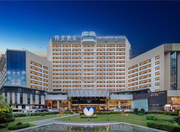 A la foto es mostra l'objecte Shenzhen Sunshine Hotel, Luohu situat a la ciutat de Shenzhen.