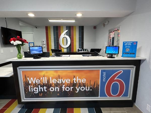 A la foto es mostra l'objecte Motel 6-Fort Wayne, IN situat a la ciutat de Fort Wayne.
