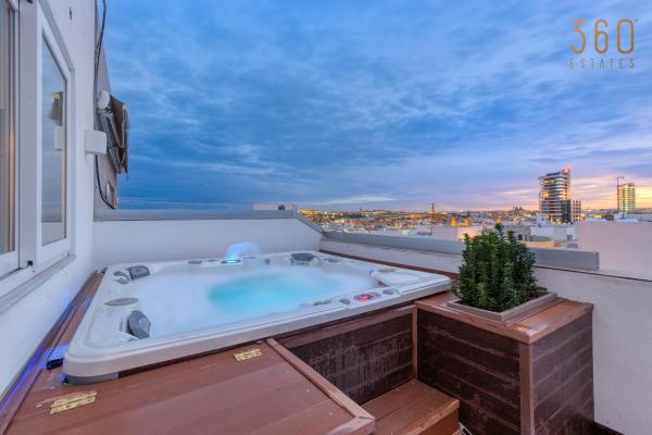 Beautiful 3br Triplex Penthouse With Hot-tub By 360 Estates - Malte