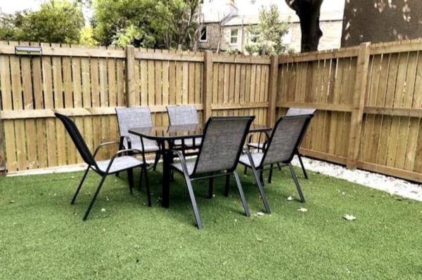 Montgomery LOVELY 3 BEDROOM APARTMENT WITH PRIVATE GARDEN IN EDINBURGH CITY CENTRE, Edinburgh