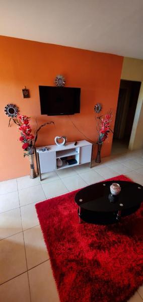 Finest Accommodation Seville Meadows 2 bedroom, Spanish Town