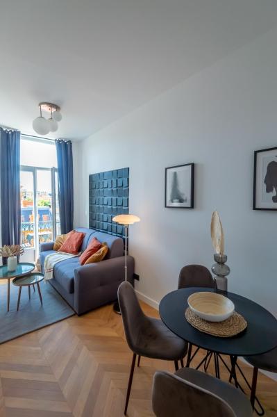 301a Charming 2 rooms refurbished super center, Ницца