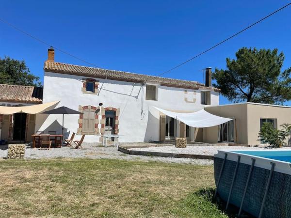 A la foto es mostra l'objecte Gite spacieux 290m2, SPA Ext, Billard et babyfoot. situat a la ciutat de Venansault.