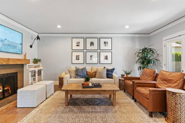 A la foto es mostra l'objecte Our Sweet Retreat:1910 Restored Vintage Farmhouse situat a la ciutat de Canby.
