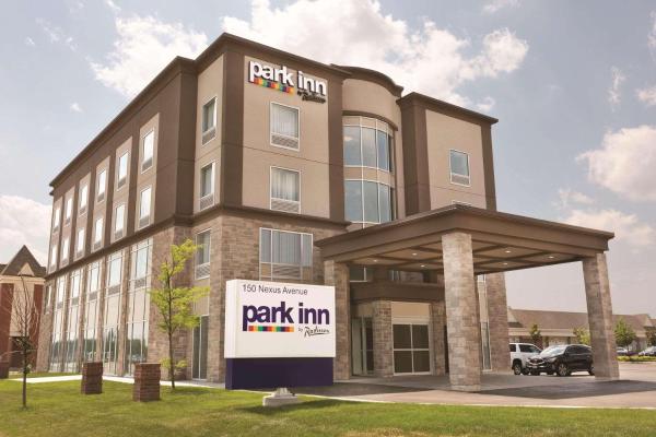 Kuvassa näkyy kohde Park Inn by Radisson Brampton, ON, joka sijaitsee kaupungissa Brampton.