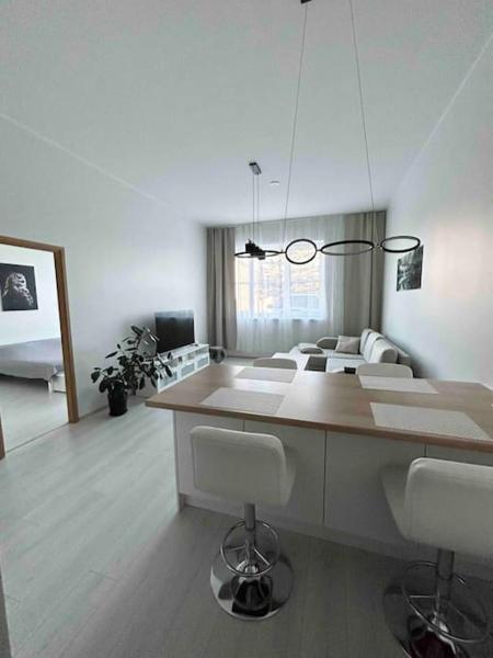 Na fotografii je vidět objekt Tamula Lake Loft apartment, Võru, Võru County nacházející se ve městě Võru.
