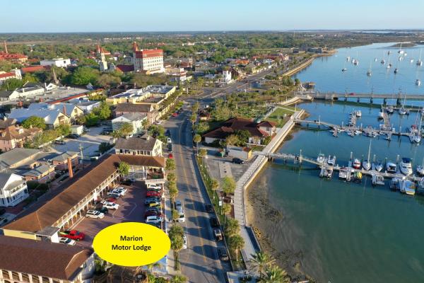 Στη φωτογραφία φαίνεται το αντικείμενο Historic Waterfront Marion Motor Lodge in downtown St Augustine που βρίσκεται στην πόλη St. Augustine.