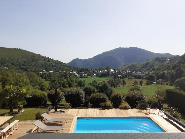 På billedet ses objektet Gîte des 3 Pics dans les Hautes-Pyrénées beliggende i byen Ségus.