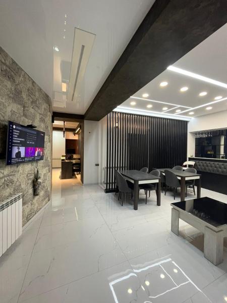 Luxury 6br 240sqm Apartment In Vere Tower Perfect For Groups In Tbilisi - Tbilisi