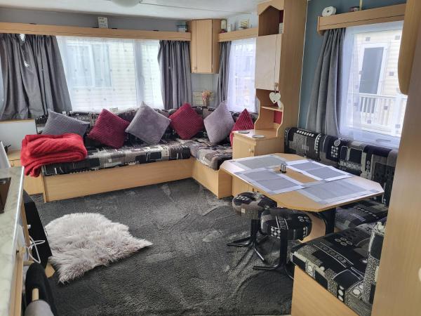Chapel's Cozy Caravan - Chapel Saint Leonards