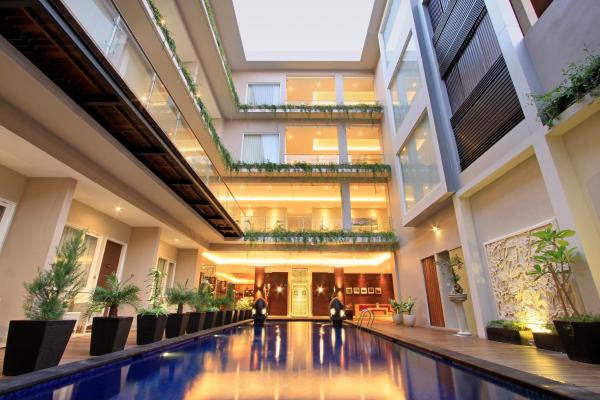 A la foto es mostra l'objecte Ohana Hotel Kuta situat a la ciutat de Kuta.