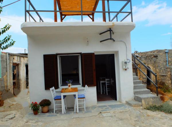 Nella foto è visibile l'oggetto Kavousi Cottages - H Petra situato nella città di Kavoúsion.