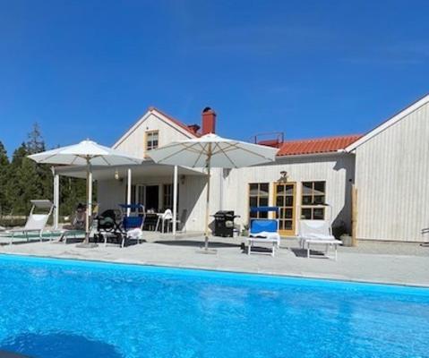 A la foto es mostra l'objecte Villa VitvikenB i Gotland Pool situat a la ciutat de Slite.