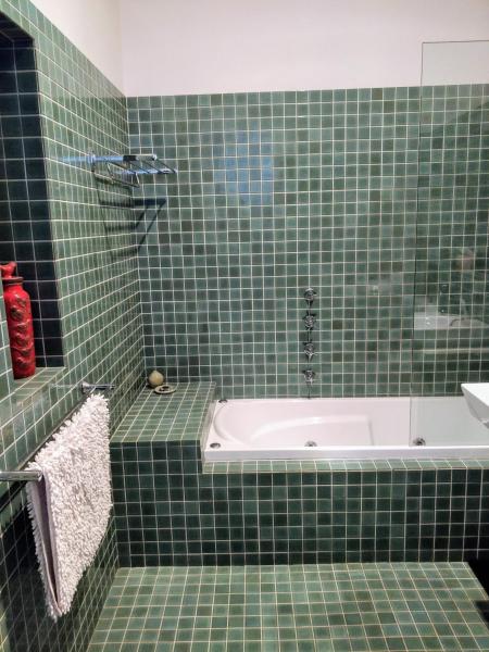 Pips on Mitchell - Beautiful Historic Apartment photo 7