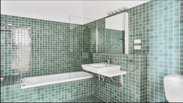 Pips on Mitchell - Beautiful Historic Apartment photo 6