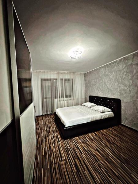 The photo shows the LukApartaments located in the city of Tulcea.