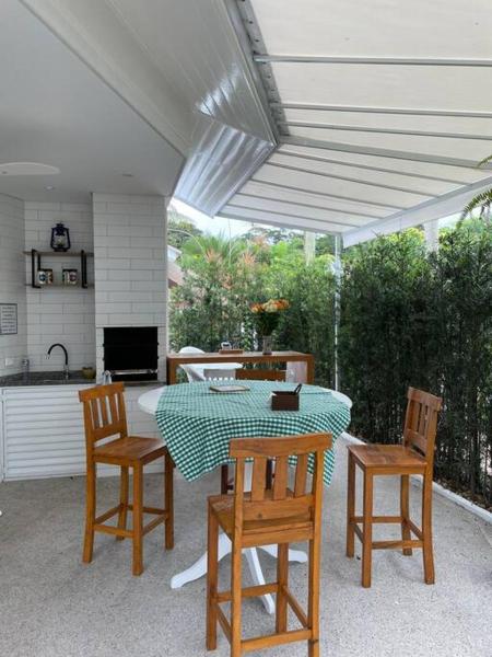 På billedet ses objektet Casa em Riviera de São Lourenço Prática e Confortável, Reformada e Equipada! beliggende i byen Bertioga.