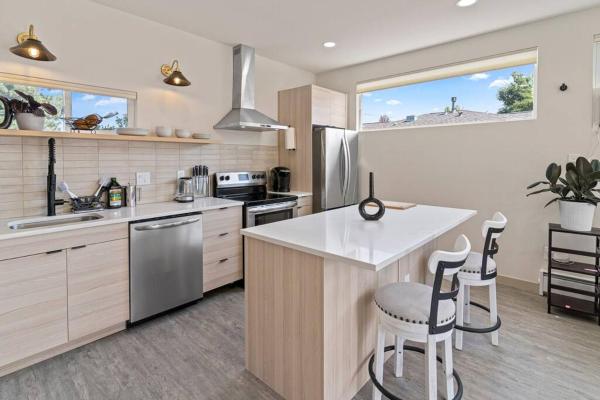 A la foto es mostra l'objecte Beautiful Denver Carriage House situat a la ciutat de Denver.