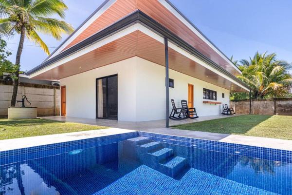 Luxury 2 Bedroom, Walking Distance To Beach - Costa Rica