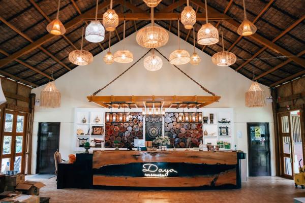 Na foto é possível ver o objeto Daya Farm and Adventure localizado na cidade de Banay-Banay.
