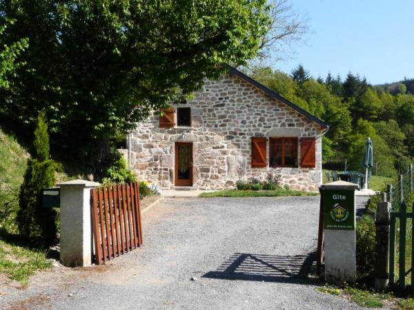 照片显示了位于Bonnefond市的Gîte de France à Meymac 3 épis - Gîte de France 4 personnes MAE-9204物件。