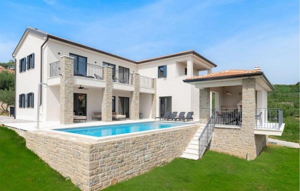 En la foto se muestra el objeto Gorgeous Home In Buje With Wifi ubicado en la ciudad de Veli Vrh.