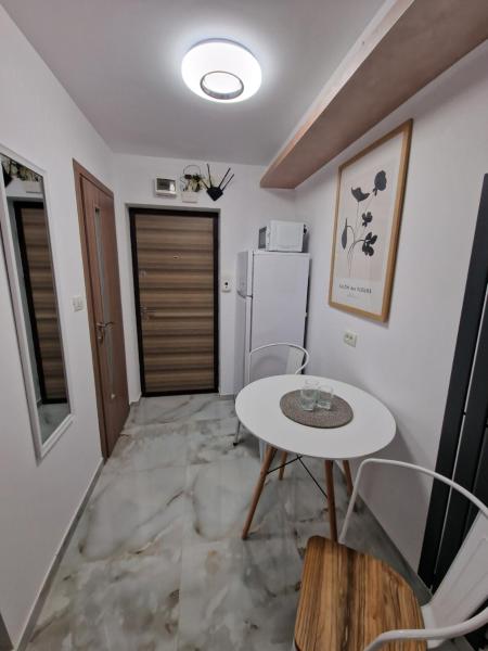 La photo montre l'objet Apartament cu o camera situé dans la ville de Reşiţa.
