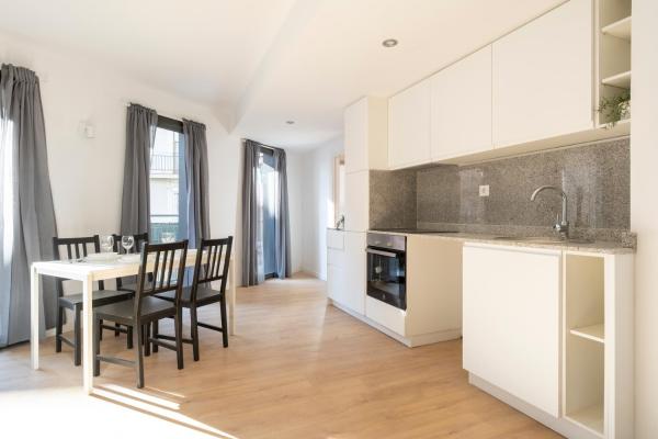 Your Home In Barcdelona 3br-balcony-fira-campnou - Gavà