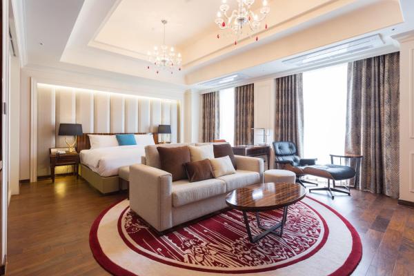A la foto es mostra l'objecte Charis Hotel situat a la ciutat de Incheon.