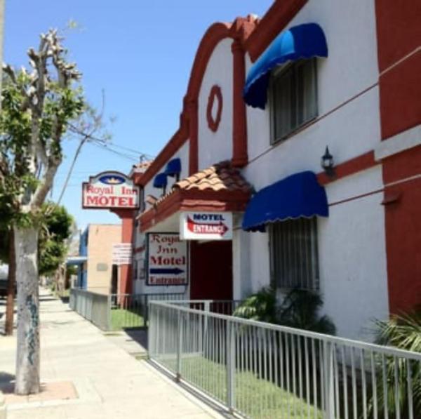 Nella foto è visibile l'oggetto Royal Inn situato nella città di Compton.