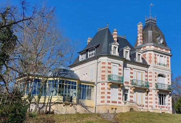 A la foto es mostra l'objecte Domaine des Myosotis, holiday home situat a la ciutat de Sémelay.