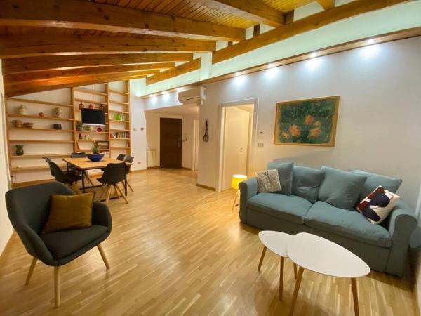 På billedet ses objektet Maison de Trotte beliggende i byen Aosta.