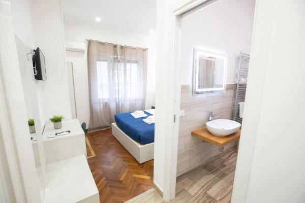 Na foto é possível ver o objeto Hall inn B&B in Naples localizado na cidade de Naples.