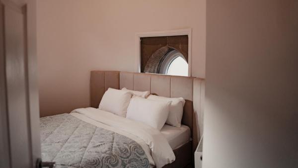Royal Chambers Serviced Apartments, Glasgow