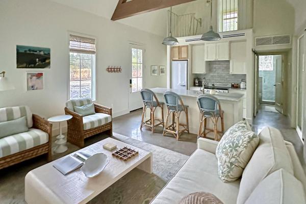 A la foto es mostra l'objecte Christmas Hill Cottage A situat a la ciutat de Somerville.