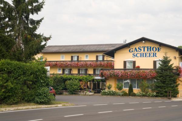 På bilden syns objektet GASTHOF SCHEER Feriendomizil som ligger i staden Frutten.