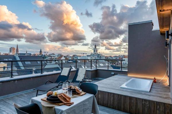 A la foto es mostra l'objecte Love Nest - Your cosy penthouse situat a la ciutat de Oostende.