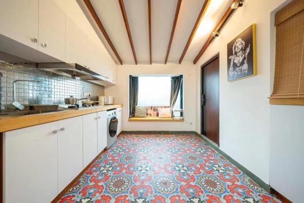 Shanghai Hills & Serendipity Roof House Near Line1 & Line12 South Shanxi Road Iapm Huaihai Zhong Road - Shanghai