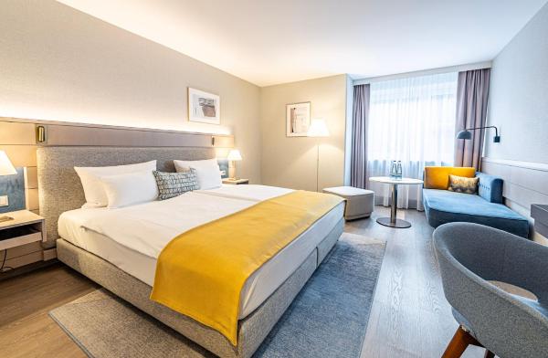 A la foto es mostra l'objecte Hotel Europa situat a la ciutat de Munic.
