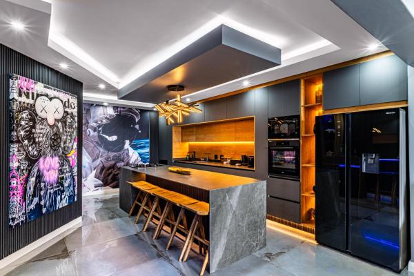 Modern Chic Beachfront Apartment - Dolphin Coast
