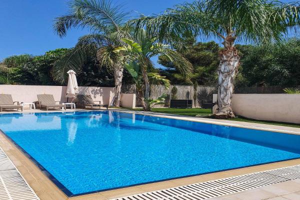 A la foto es mostra l'objecte Villa Michelle 8 situat a la ciutat de Protaras.