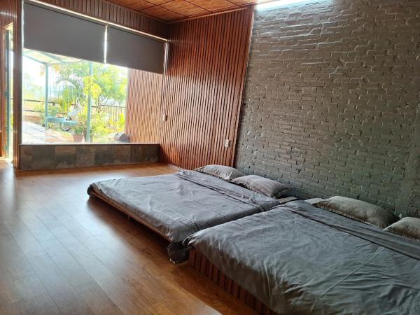 写真にはẤp Kroët市にあるWindy Homeが写っています。