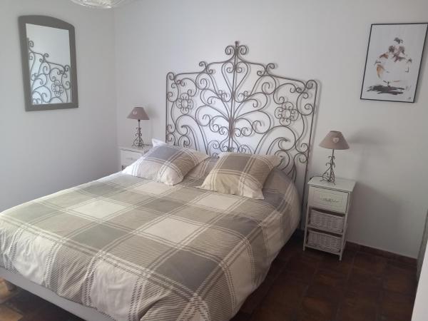 Mas Sicard Chambre D'hôtes En Camargue - Arles