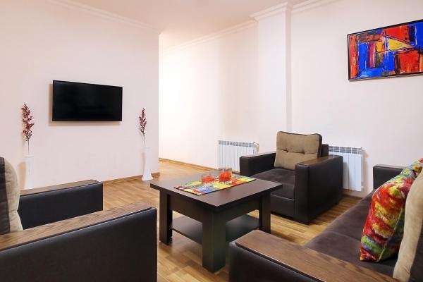 2 Bedroom Apartment On Arami Street - Jerewan