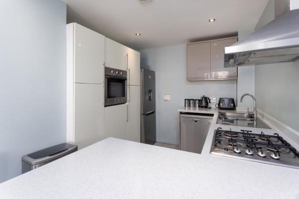 Zdjęcie 6: Flatzy - 3 Bedroom Apartment in Heart of City Centre
