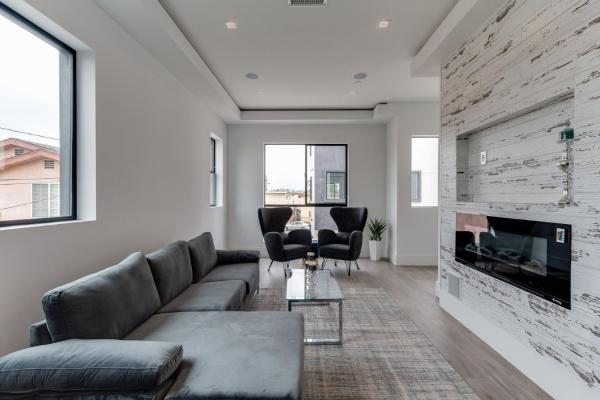 Luxury Modern 4 Bedroom 4 Bathroom Home With Rooftop Deck #4 - California