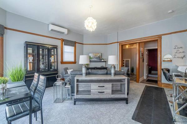 A la foto es mostra l'objecte Rustic 3-Bedroom, 1.5-Bath Oasis by Downtown situat a la ciutat de Reno.