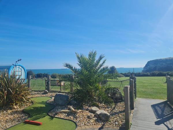 The photo shows the Luxurious Lodging in Bembridge located in the city of Bembridge.