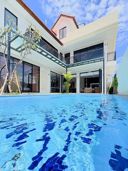 På billedet ses objektet Casa De Lucia Bali - Seminyak beliggende i byen Seminyak.