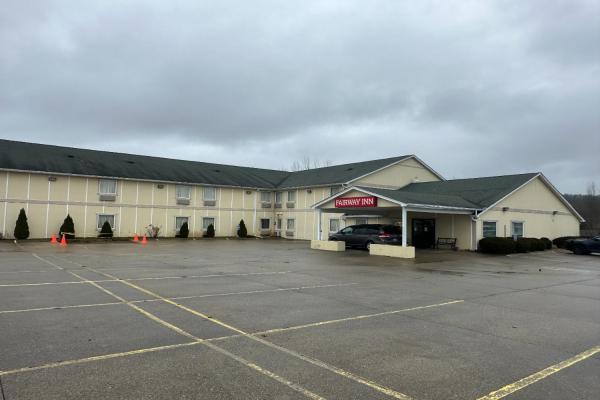 A la foto es mostra l'objecte Fairway Inn Florence Indiana situat a la ciutat de Sparta.